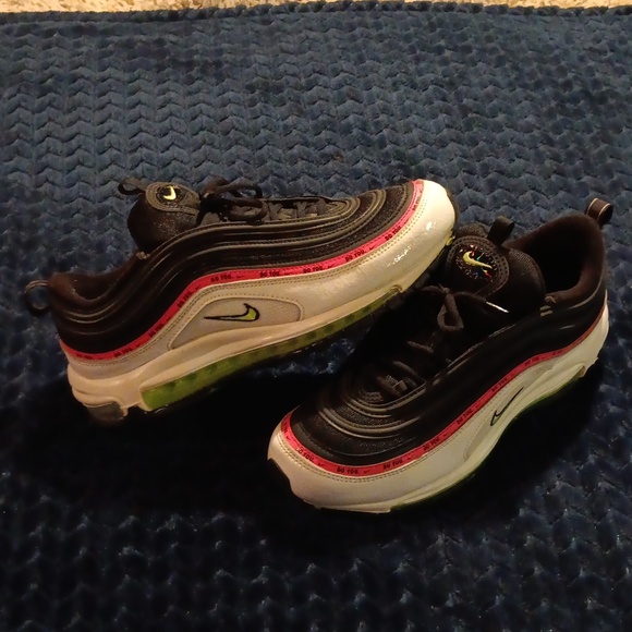 Nike Air max.. size 9 men's. White/pink/blck/lime - Picture 2 of 8